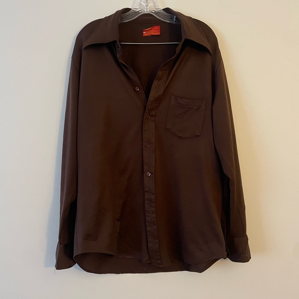 Chocolate Brown men’s vintage button-down